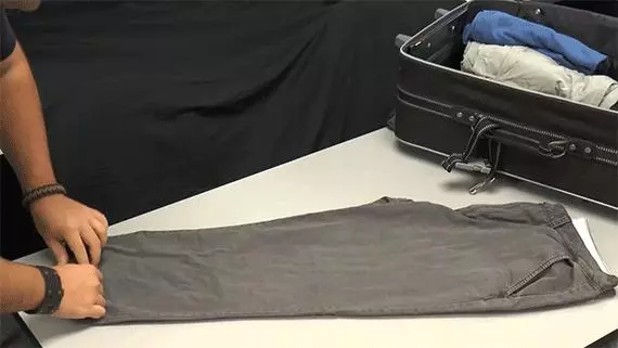 愛旅遊的你 !趕快學起來,行李 30kg 變10kg....這招太強了吧!!!
