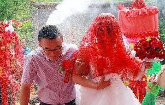 父母給我一套房子當嫁妝,小姑子想拿房子去抵押,我堅決反對
