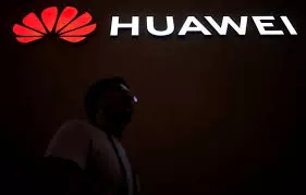 ◤最新震撼◢ 電信巨頭華為再出大事!高管直接遭逮捕