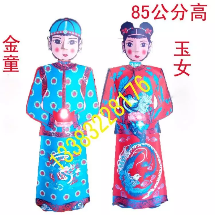 「丑到靠北制服」每年自費3.2萬合理嗎!她狠撞衫金童玉女氣炸..網噴笑:87分像!