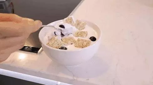 為什麼廣告里的美食和實物圖永遠不一樣?還真不是商家故意欺騙你