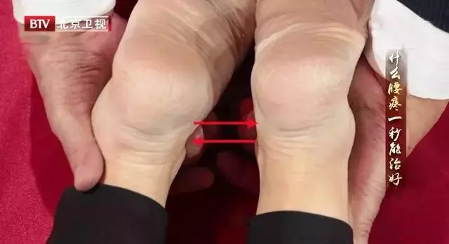 反覆腰痛,可能是睡姿不對?3個動作幫你緩解