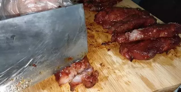 家庭版電鍋蜜汁叉燒肉,正宗的傳統味道,做法簡單,配方用錢也買不到了