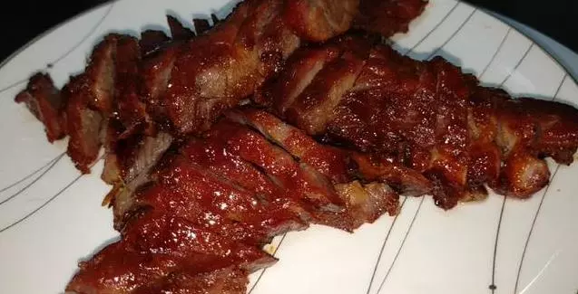 家庭版電鍋蜜汁叉燒肉,正宗的傳統味道,做法簡單,配方用錢也買不到了