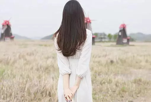 我當兵回來,老婆不願同房,扒開她衣服看到一幕我傻眼!....