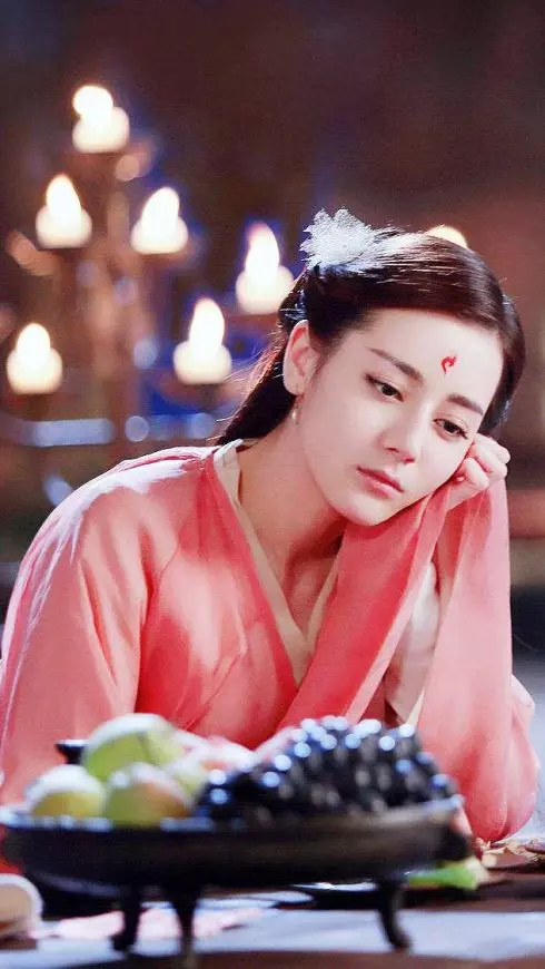 【迪麗熱巴拒演《延禧》「第一美人」香妃!】最想演出的竟然是「這個角色」!網友:意想不到!