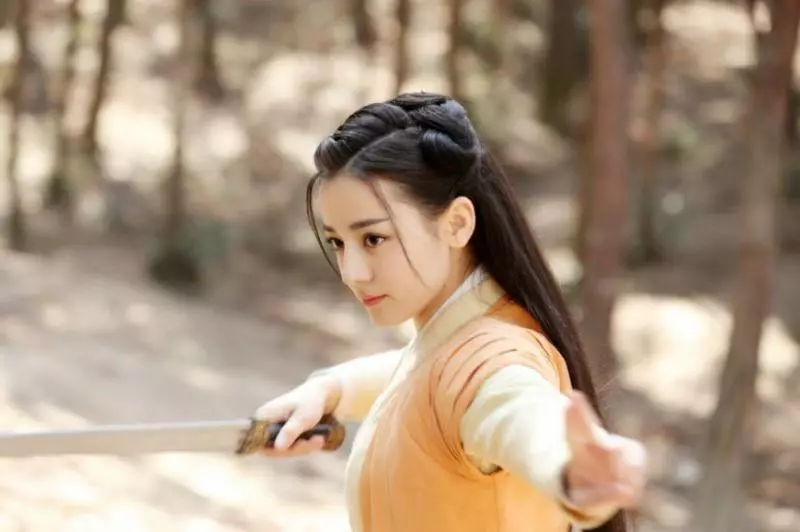 【迪麗熱巴拒演《延禧》「第一美人」香妃!】最想演出的竟然是「這個角色」!網友:意想不到!