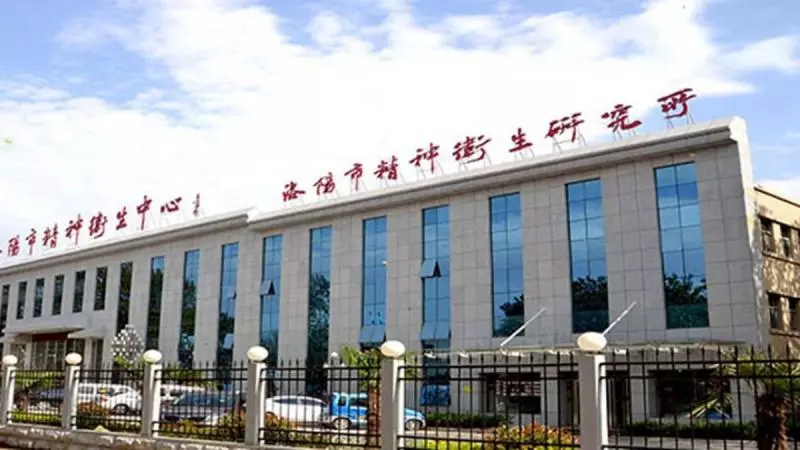 當你進去後...這位小哥被推進瘋人院134天 出來後「反而精神崩潰」:怎麼證明我沒瘋?