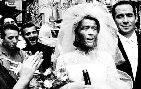出生全身毛!「世界最醜女人」被丈夫送進馬戲團當搖錢樹 長眠後竟經過153年才能入土...