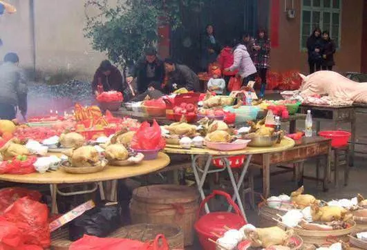拜土地公就該這三種貢品,還要說【這句話】,拜對了,財源滾滾