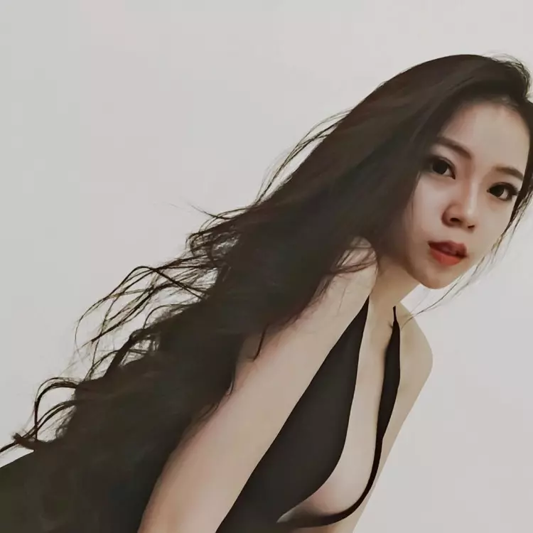 【擁有超甜酒窩の女神級DJ】大馬性感DJ-Joleen私下也美到冒泡!網民大呼:DJ SODA要靠邊站!