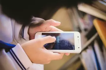 手機用久了耗電快?這個開關你都沒打開,耗電當然快啦