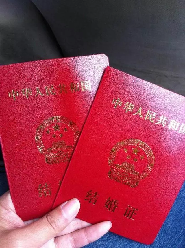 和小姑子一起坐月子 婆婆給她吃雞給我吃米湯 老公一句話我淚崩