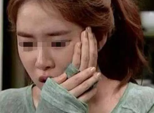 懷孕三個月突然來月經,到醫院檢查後,婆婆竟打了我一巴掌