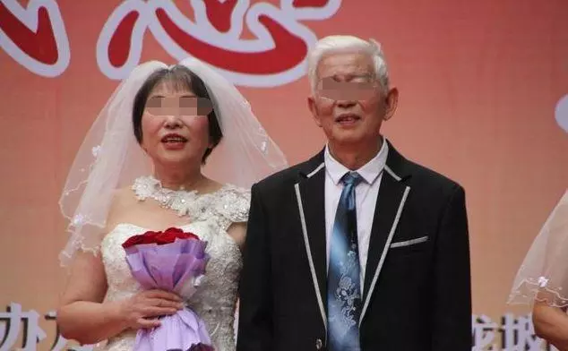 婆婆結婚,老公逼妻子把娘家的陪嫁婚房給她,隔天醒來,妻子樂了