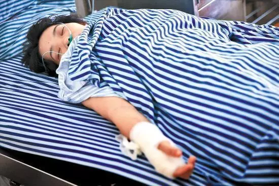 知道我懷的是女孩,婆婆反而對我更好,孩子沒了後,我想掐死她