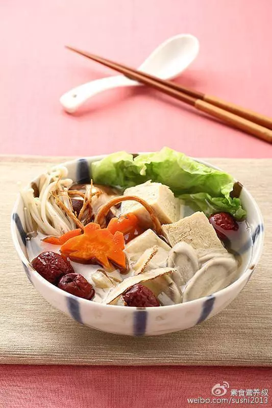 這【10道素食燉菜湯】不但美味又能讓你補身,吃得無負擔,身體更健康
