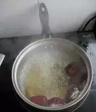 媽媽煮水果茶治便秘,還幫助排體內宿便!女兒喝了一個月還瘦了10斤,想瘦身不要錯過!