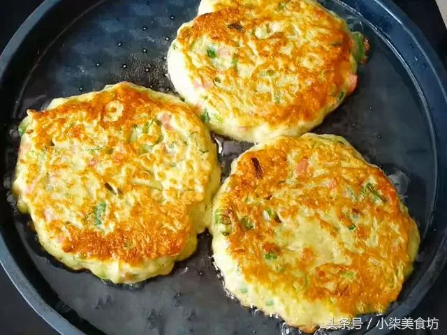 教你做很好吃的茄子餅,無油煙,營養健康又美味,上桌全家搶著吃