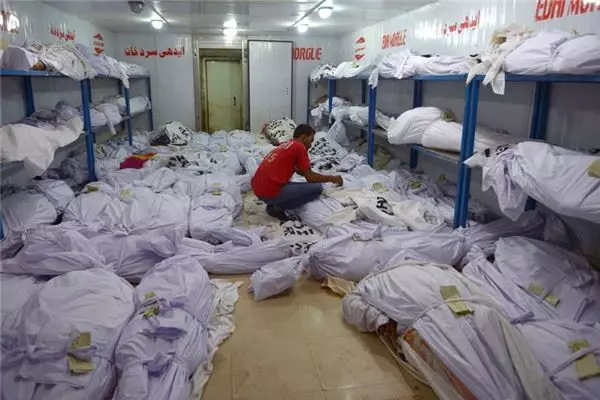 為什麼人過世後要「用布蓋住臉」?本以為只是民間習俗,殊不知其實是有科學根據的!