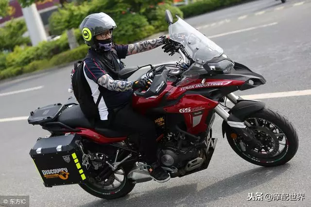 騎車遭遇「死亡搖擺」,你要做的不是慌張!