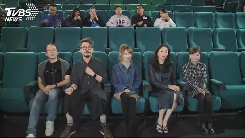 參加公益活動被批干政 李佳芬回應了…