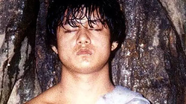 真的信教惹!佛陀男孩被踢爆「吃冬蟲夏草壯陽」...抓18歲比丘尼演練