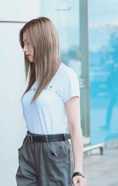Twice正妹!背帶斜斜一放,網淪陷:真的犯規了。