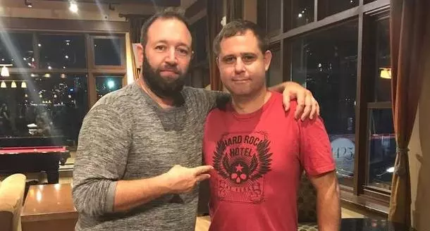 披薩就是人生的全部!他從3歲開始「連續吃披薩37年」:有起司可以吃更多♥