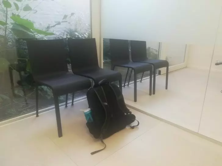 28張讓你不停揉眼睛的「錯視照片」 卸妝竟能卸出一幅畫!