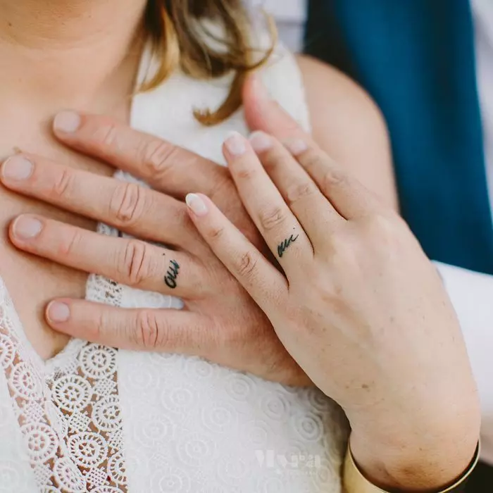 誰說結婚一定要婚戒?22對「用刺青代替婚戒」的霸氣情侶 你是鳥我是樹太浪漫~