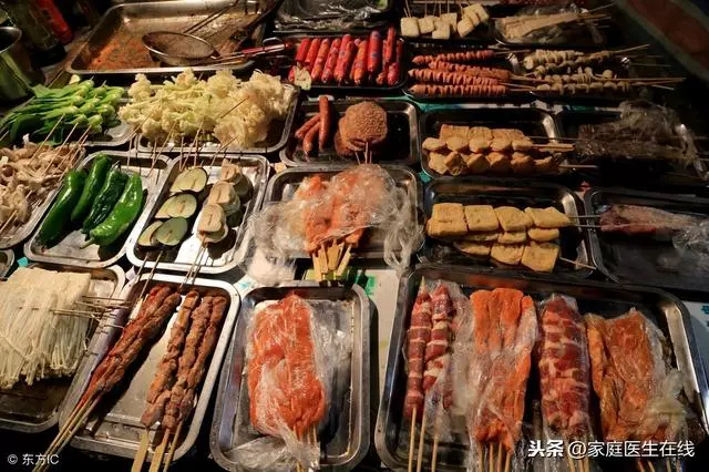 睡前肚子餓能不能吃宵夜?答案非絕對,有的人可以大膽吃