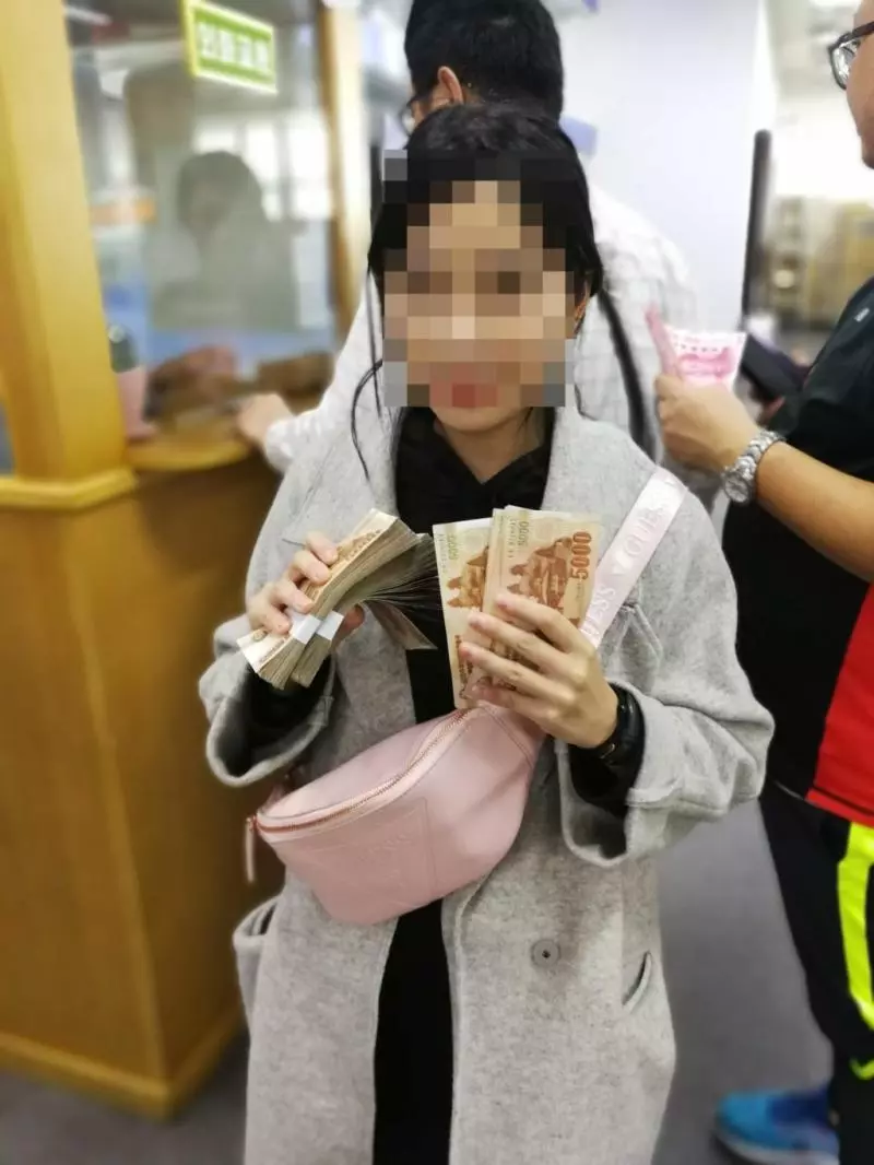台灣妹花6萬塊「看清真實北韓」 街上全部都是微笑的套裝美女...食物好吃到哭出來!