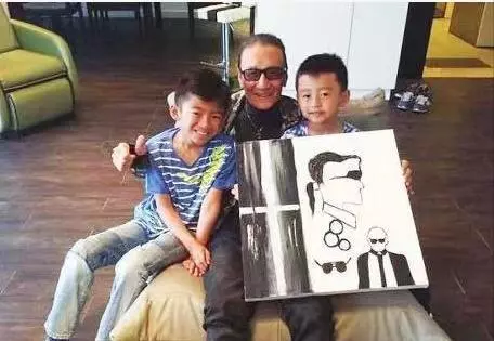 謝賢終於不再沉默,回應張柏芝生下「小王子」事件,網友:謝霆鋒這下無法淡定了!