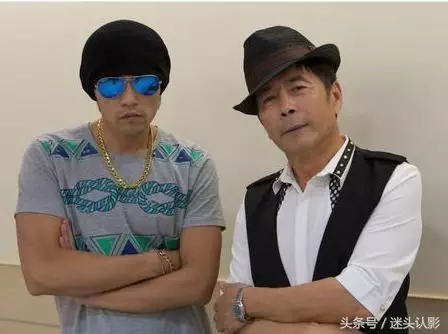 周傑倫寫歌「我爸一直打我媽」唱出家暴心酸!如今「周爸爸真實身分」首度遭起底曝光....嚇壞網友!