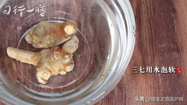 藥膳︱九成人體內都有淤血!老中醫推薦「活血化瘀湯」冬季要多喝!