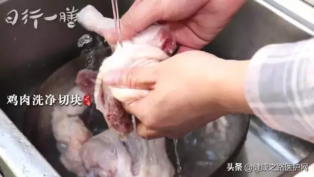 藥膳︱九成人體內都有淤血!老中醫推薦「活血化瘀湯」冬季要多喝!