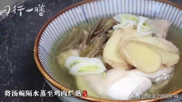 藥膳︱九成人體內都有淤血!老中醫推薦「活血化瘀湯」冬季要多喝!