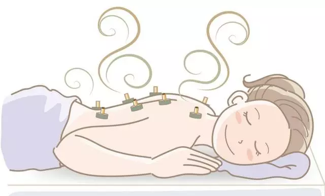 養生專家:體內濕氣重,艾灸3穴、常飲1水、多做1事,慢慢排濕