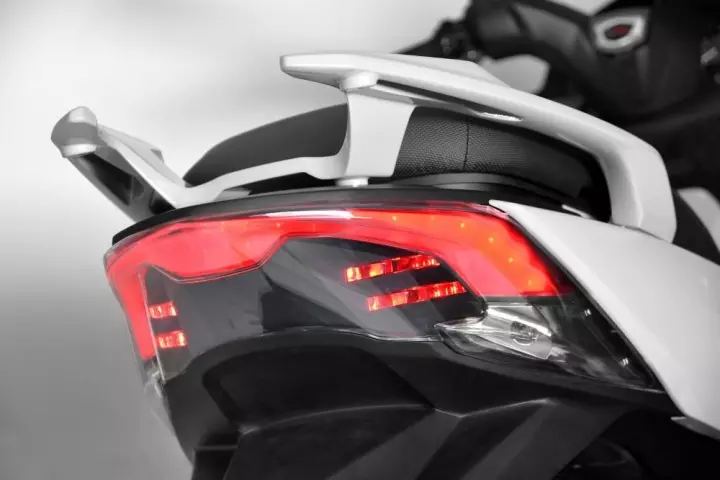 米蘭車展 光陽 G-DINK300 可能接班者現身(X-Town CT125)