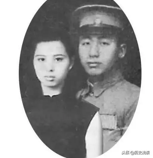 丈夫為國家犧牲!93歲老婦「77年來未曾忘記」 不顧高齡體弱飄洋過海「見他一面」