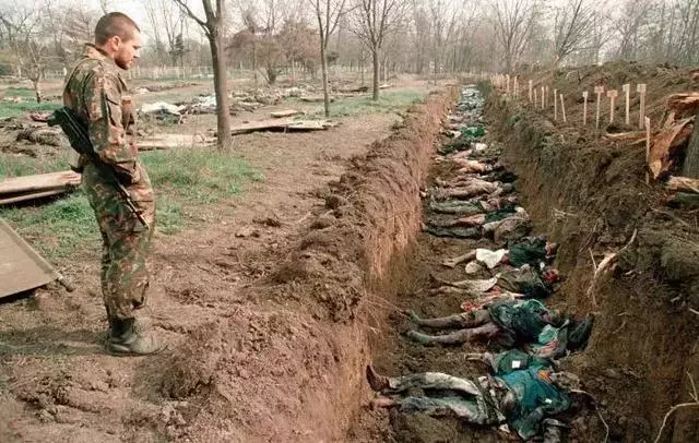 中國人能出國當僱傭兵嗎?凡是說他當過的都是在忽悠你