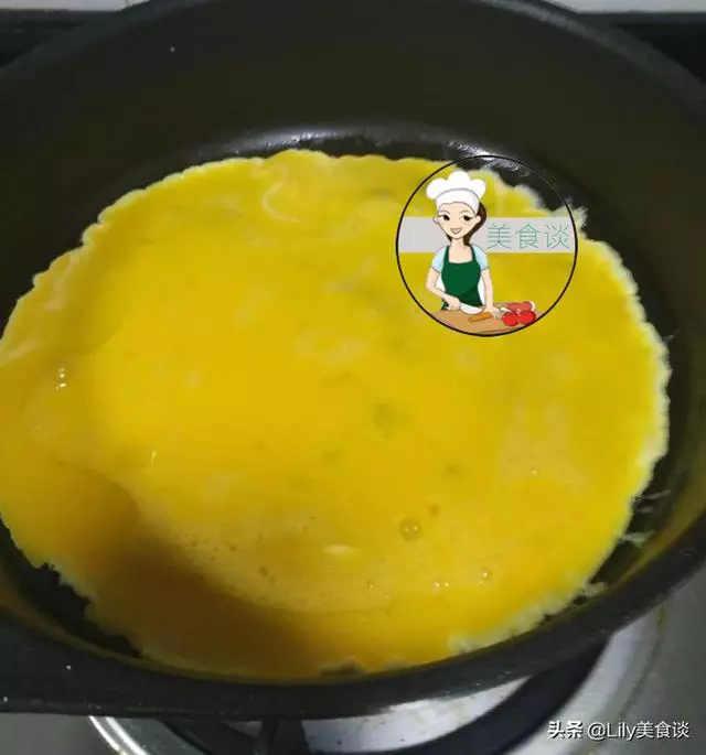這菜10分鐘就出鍋,鮮香脆嫩,營養齊全,孩子要多吃,提高免疫力