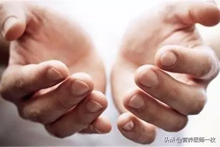 一旦手上有這3個信號,說明「心臟」危險了,這三件事一定少做!