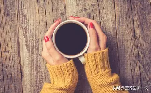一旦手上有這3個信號,說明「心臟」危險了,這三件事一定少做!
