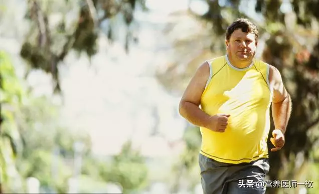 一旦手上有這3個信號,說明「心臟」危險了,這三件事一定少做!