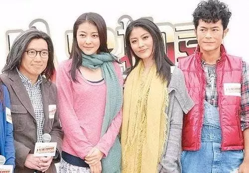43歲擁有幾十億身家,低調去菜市場買菜,其實她出道20餘年,捐了不止30所小學,古天樂:我不如她