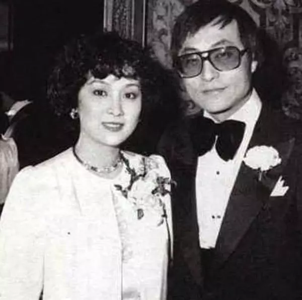 臺灣第一代玉女,曾豔壓青霞,2度嫁渣男,現兒子32歲帥過謝霆鋒