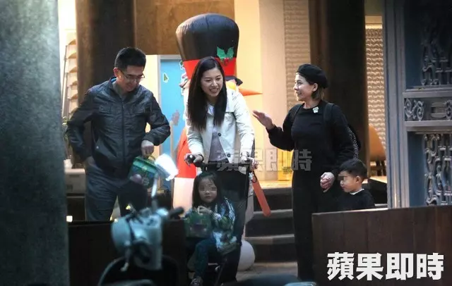 隱退12年首亮相!侯湘婷「嫁入豪門相夫教子」簡樸搭捷運,36歲美貌依舊「兒女超萌」