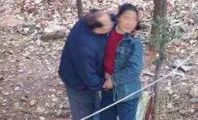 6旬阿公遇美女曖昧搭訕,引誘進小樹林,以為有好事結果悲劇了